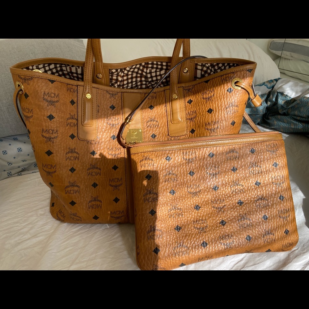 MCM Liz Reversible Medium Tote